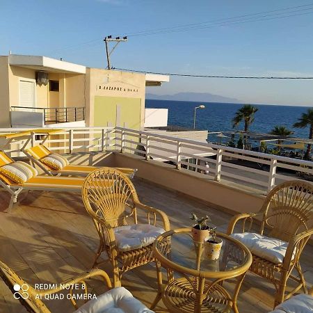 Suite In Front Of The Sea Nea Thesi ภายนอก รูปภาพ